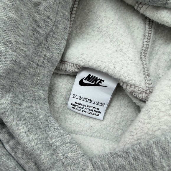 Nike set, toddler boy 3t - Picture 3 of 5